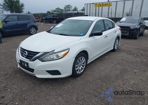 2016 Nissan Altima 2.5/2.5 S/2.5 Sl/2.5 Sr/2.5 Sv z USA, uszkodzony, nr VIN 1N4AL3AP1GC188311